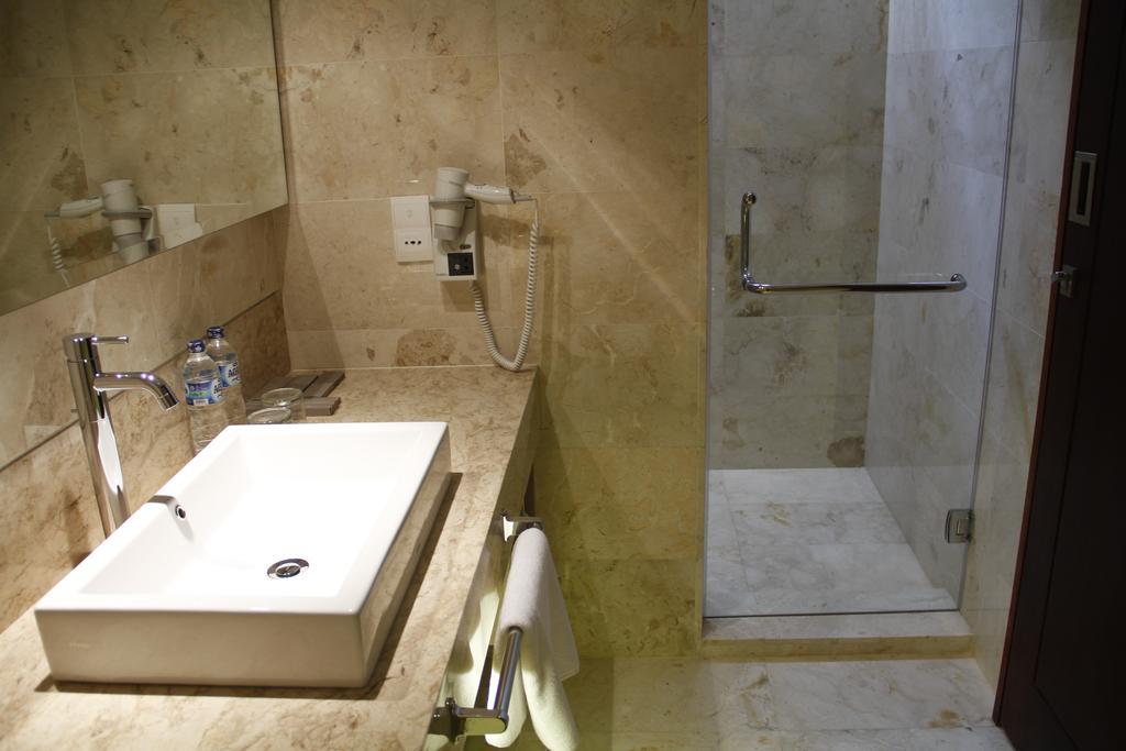 Kuta Angel Hotel - Luxurious Living 외부 사진